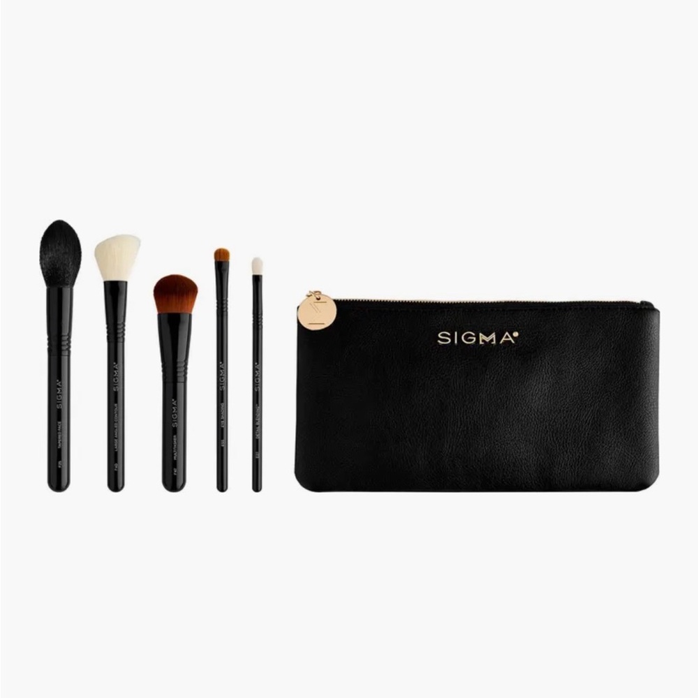 NWT Sigma Multitask Brush Set with Black Pouch